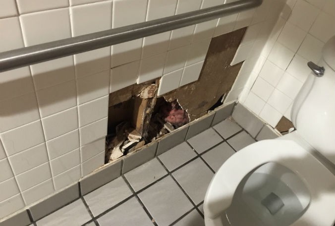 mcdonalds-bathroom-explosion